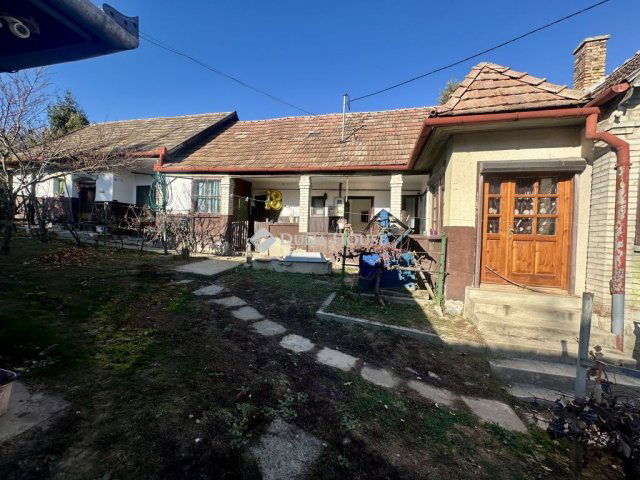 Eladó családi ház, Vanyarcon 40 M Ft, 2 szobás