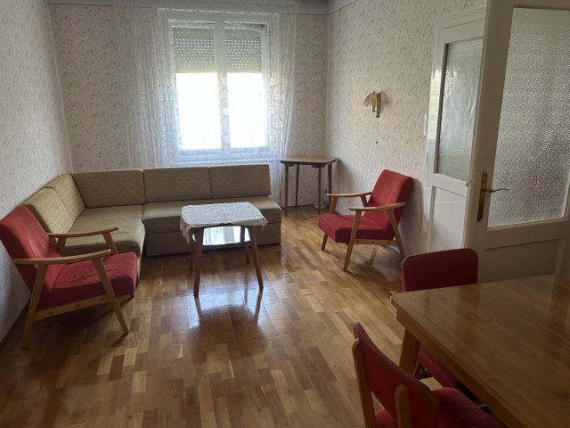 Kiadó téglalakás, albérlet, Szegeden, Tábor utcában
