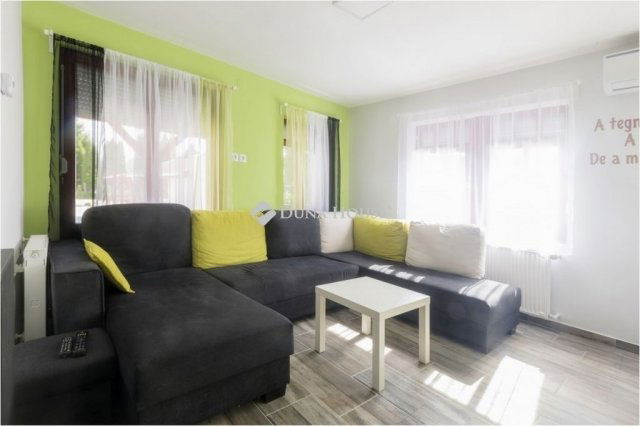 Eladó családi ház, Bogácson 79.5 M Ft, 6 szobás