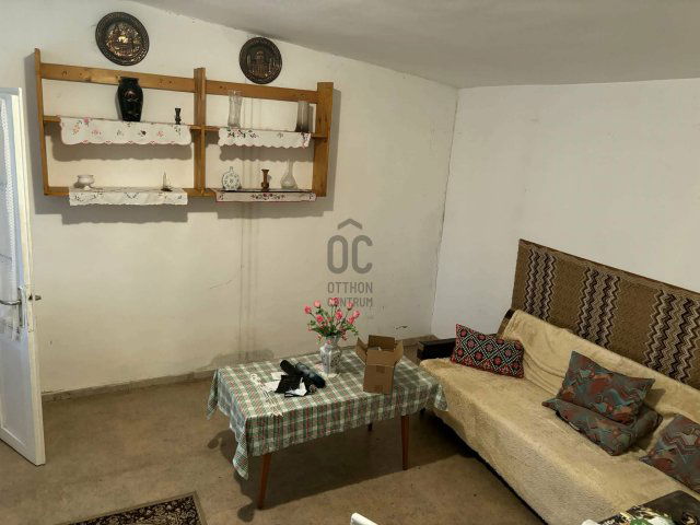 Eladó családi ház, Mezősason 15.9 M Ft, 2 szobás