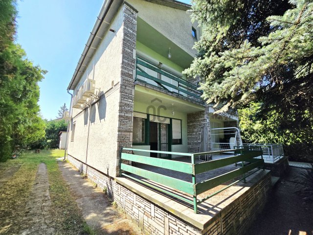 Eladó ikerház, Siófokon 89 M Ft, 4 szobás / költözzbe.hu