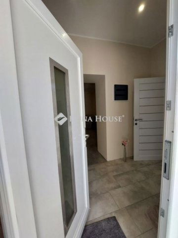 Eladó téglalakás, Baján 44.9 M Ft, 3 szobás