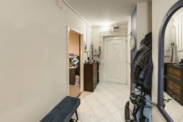 Eladó panellakás, Kecskeméten 55 M Ft, 3 szobás