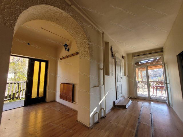 Eladó családi ház, Hatvanban 107 M Ft, 5 szobás