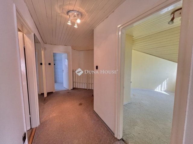 Eladó ikerház, Budapesten, XVIII. kerületben 97 M Ft, 4 szobás