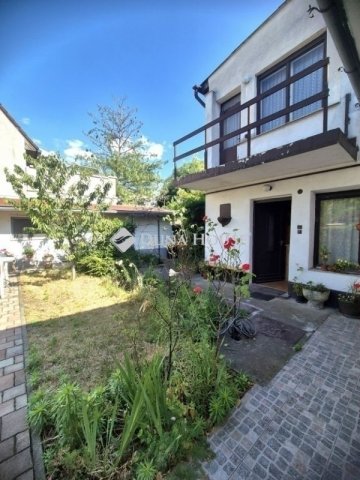 Eladó családi ház, Budapesten, III. kerületben 65 M Ft, 3 szobás