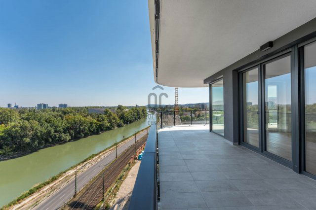 Eladó téglalakás, Budapesten, III. kerületben, Folyamőr utcában