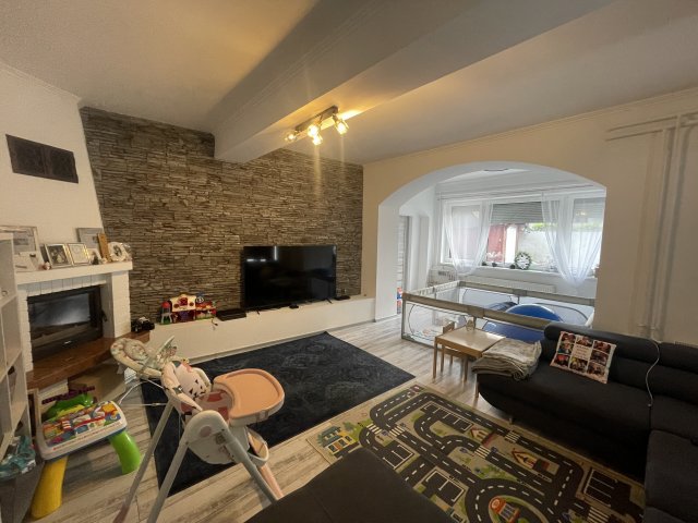 Eladó családi ház, Kecskeméten 76 M Ft, 4 szobás