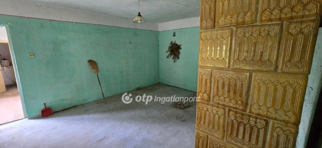 Eladó családi ház, Vámospércsen 25.9 M Ft, 2 szobás