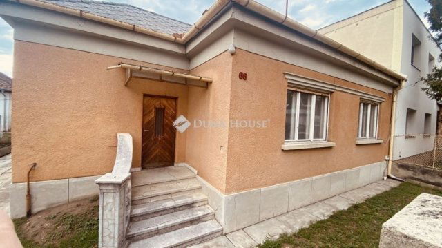 Eladó családi ház, Budapesten, IV. kerületben 119.9 M Ft