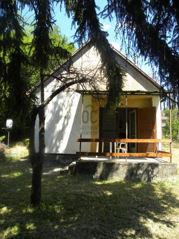 Eladó családi ház, Dunaszekcsőn 9.9 M Ft, 1 szobás