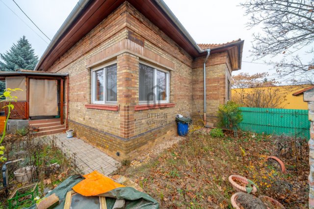 Eladó családi ház, Budapesten, XVIII. kerületben 84.9 M Ft