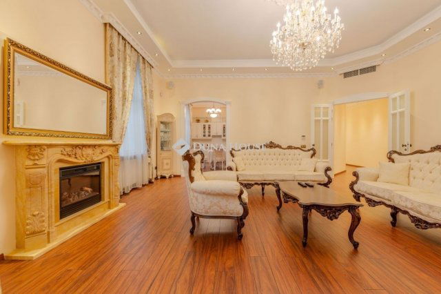 Eladó téglalakás, Budapesten, V. kerületben 278 M Ft, 4 szobás