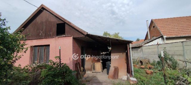 Eladó családi ház, Jászberényben 51 M Ft, 2+1 szobás