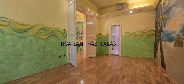 Eladó téglalakás, VII. kerületben, Wesselényi utcában