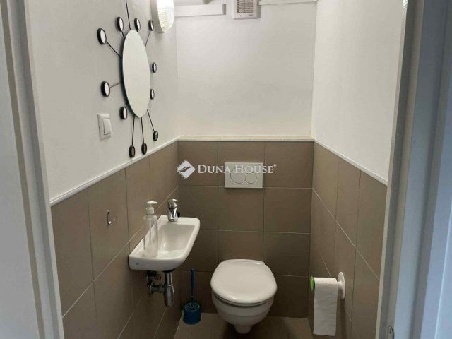 Eladó üzlethelyiség, Szegeden 15.2 M Ft / költözzbe.hu