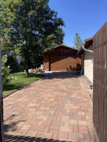 Eladó családi ház, Szolnokon 59.99 M Ft, 2+1 szobás