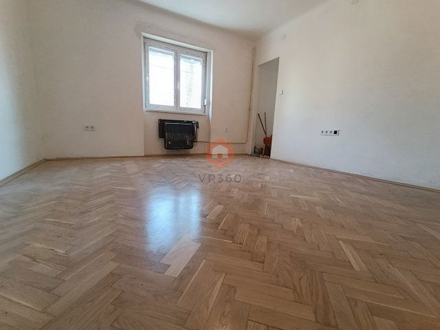 Eladó téglalakás, Pécsett, István utcában 24.9 M Ft, 1 szobás