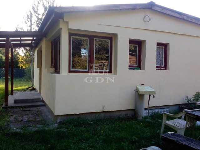 Eladó családi ház, Vácegresen 24.99 M Ft, 1+2 szobás