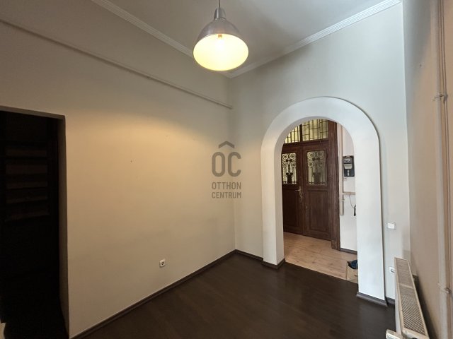 Eladó téglalakás, Budapesten, VII. kerületben 136.5 M Ft