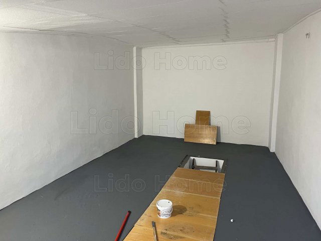 Eladó garázs, Győrött 12 M Ft / költözzbe.hu