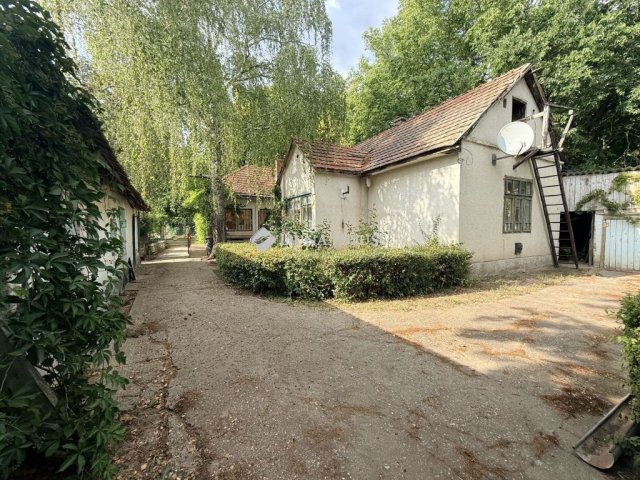 Eladó családi ház, Kecskeméten 39.9 M Ft, 3 szobás