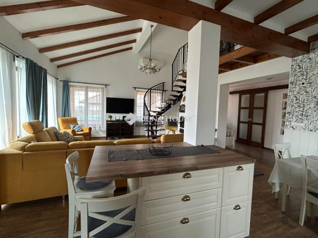 Eladó családi ház, Zalaegerszegen 160 M Ft, 4 szobás