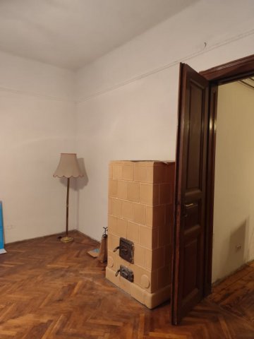 Eladó téglalakás, Budapesten, XX. kerületben, Hosszú utcában