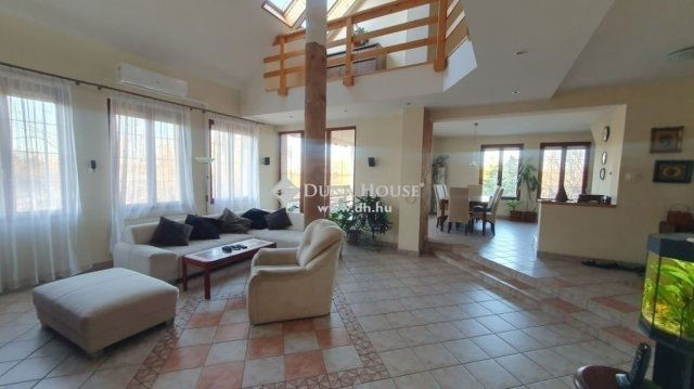 Eladó családi ház, Budapesten, XVII. kerületben 249 M Ft