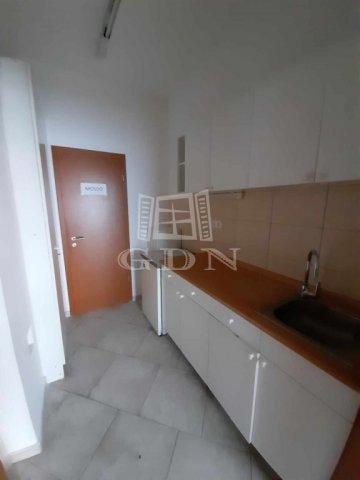 Kiadó üzlethelyiség, Szombathelyen 350 E Ft / hó