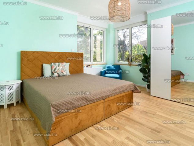 Eladó téglalakás, Budapesten, II. kerületben 179.9 M Ft