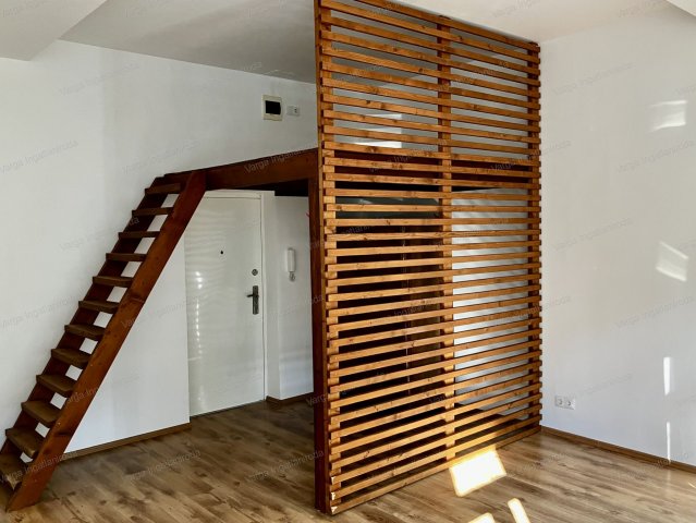Eladó téglalakás, Sopronban 29.5 M Ft, 1 szobás