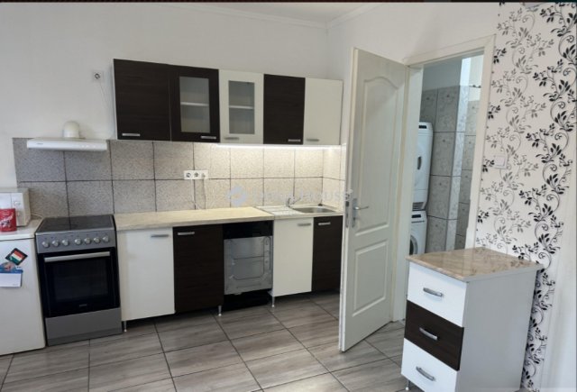 Eladó családi ház, Gyömrőn 189 M Ft, 16 szobás