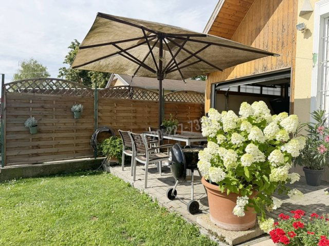 Eladó családi ház, Szigetszentmiklóson 129.9 M Ft, 3 szobás