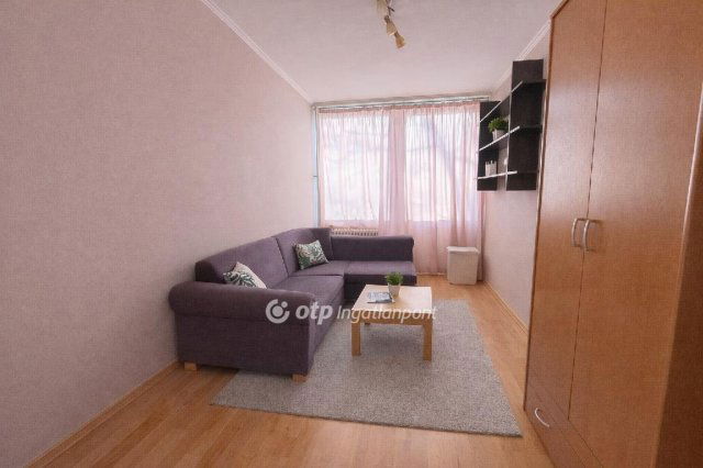 Eladó téglalakás, Budapesten, XVI. kerületben 59.999 M Ft