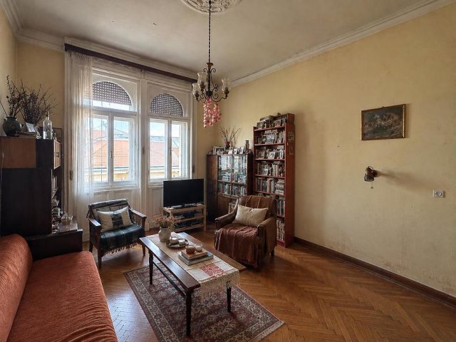 Eladó téglalakás, XI. kerületben, Szent Gellért téren