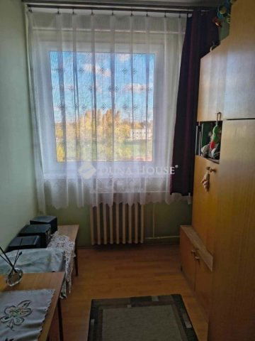 Eladó panellakás, Budapesten, XXI. kerületben 55 M Ft, 3 szobás