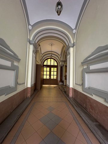 Eladó üzlethelyiség, Budapesten, V. kerületben 1008.8 M Ft