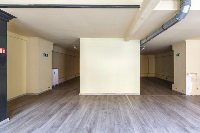 Kiadó üzlethelyiség, Debrecenben 550 E Ft / hó