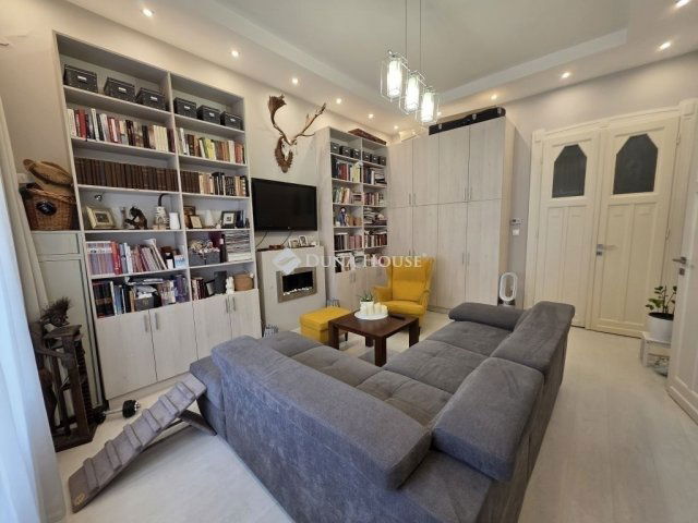 Eladó téglalakás, Budapesten, XII. kerületben 120 M Ft, 3 szobás