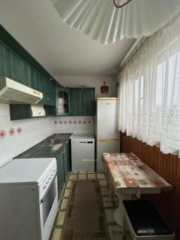 Eladó panellakás, Győrött 57.9 M Ft, 2+1 szobás