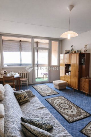 Eladó panellakás, Pécsett, Maléter Pál úton 47.9 M Ft