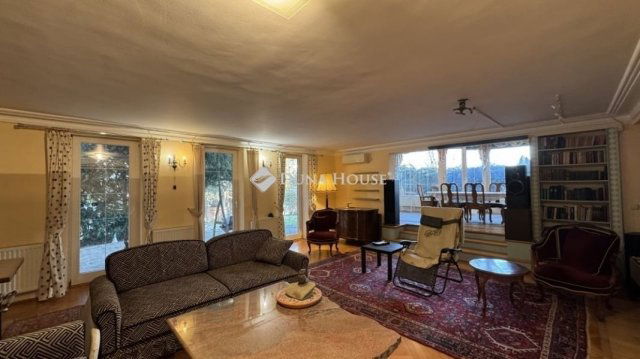 Eladó családi ház, Tahitótfalun 147 M Ft, 5+1 szobás