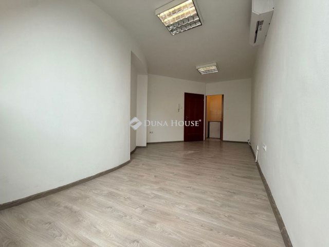 Kiadó iroda, Kecskeméten 68 E Ft / hó / költözzbe.hu