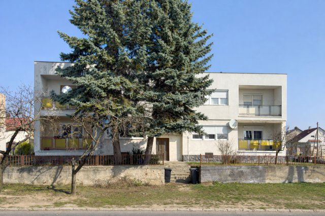 Eladó téglalakás, Ajkán, Pálma utcában 47.4 M Ft, 3 szobás