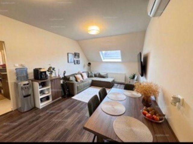 Kiadó téglalakás, albérlet, Debrecenben 350 E Ft / hó