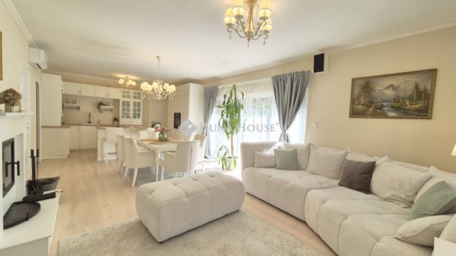 Eladó családi ház, Kecskeméten 95 M Ft, 4 szobás