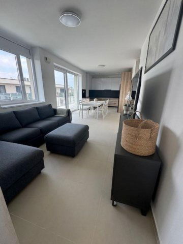 Kiadó téglalakás, albérlet, Debrecenben 450 E Ft / hó, 4 szobás