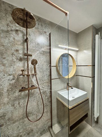 Eladó panellakás, Pécsett, Magyar Lajos utcában 57 M Ft