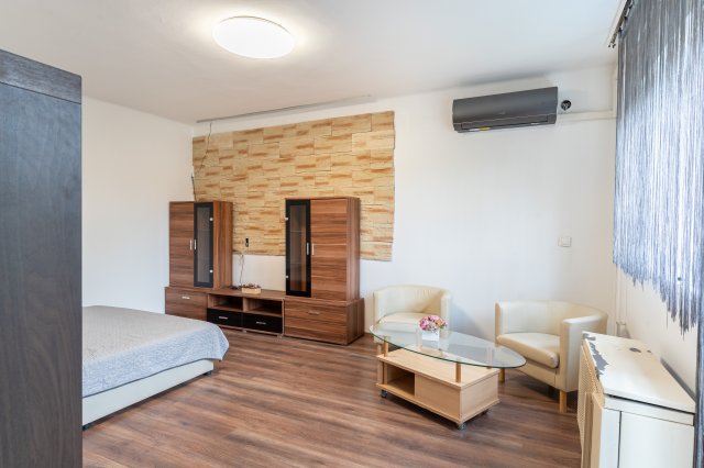 Eladó téglalakás, Miskolcon, Selyemrét utcában 22.5 M Ft